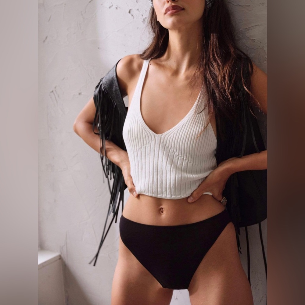 Free People Intimately Halter Ego Knit  Women’s White Cami Top Size Small NWT